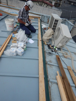 新規屋根の下地工事 新規屋根の下地工事