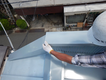 パラペット工事中 パラペット工事中